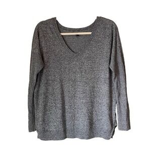 S1 American Eagle Outfitters Gray V-Neck Long Sleeve Knit Pullover‎ Sweater